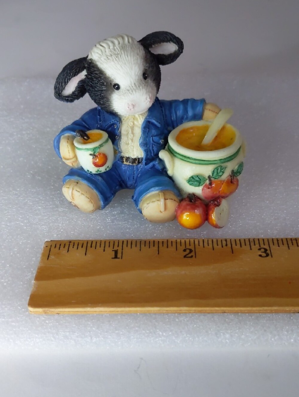 Enesco Mary's Moo Moos 'Sweet, Warm and Wonderful' Figurine - Picture 7 of 8